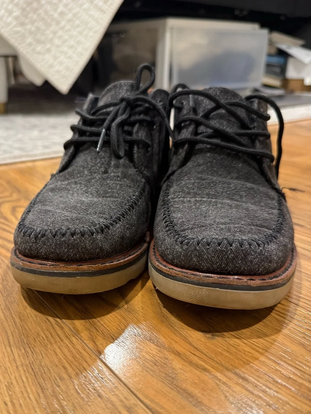 Tom’s Black Wool Blend Lace-Up Chukka Boots